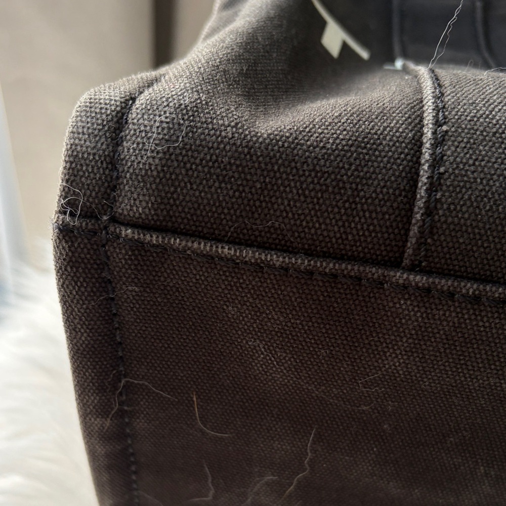 Marc Jacobs Black Messenger Bag - Picture 7 of 7